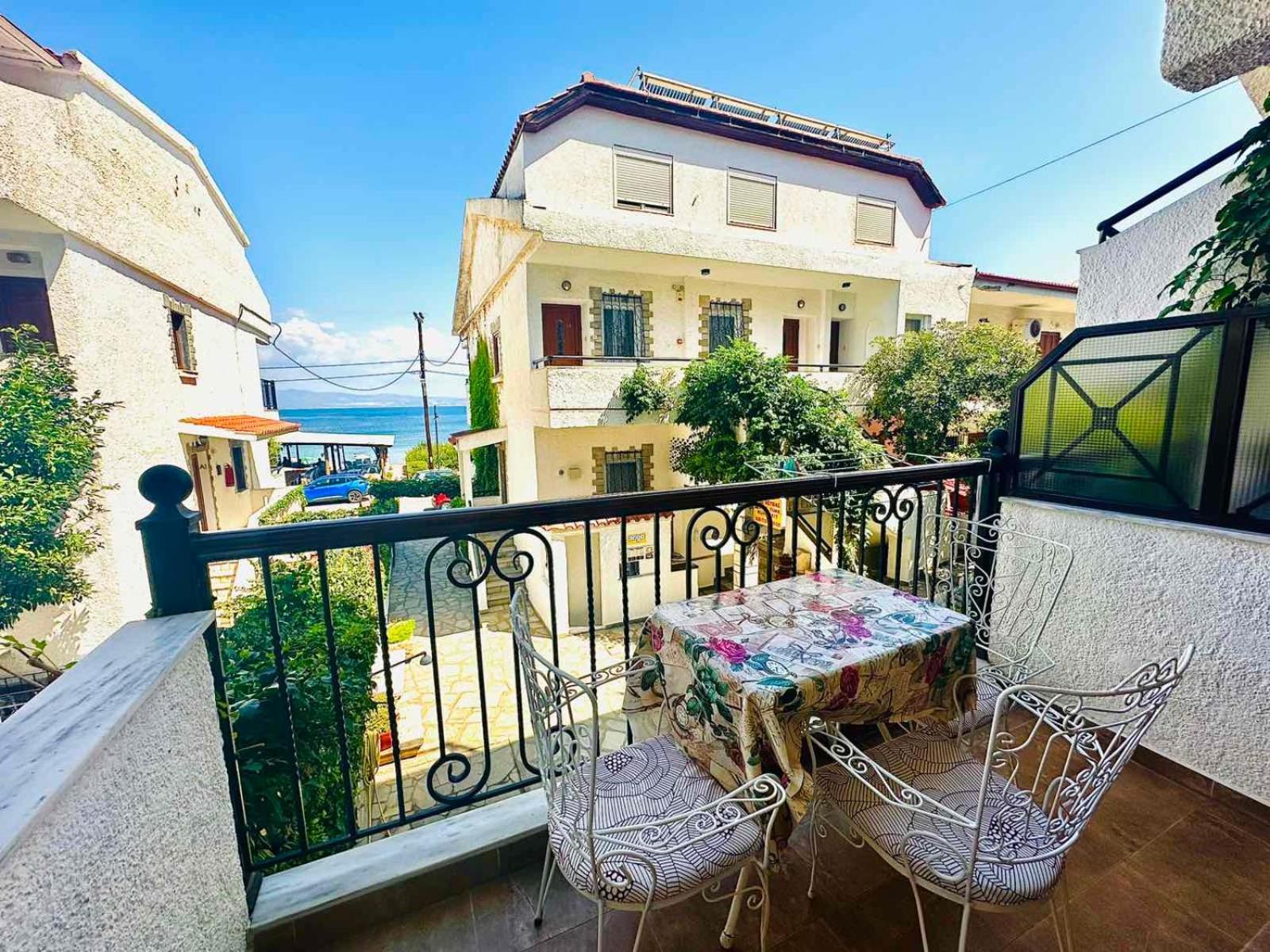 Argo Apartments Néa Potídea Szoba fotó