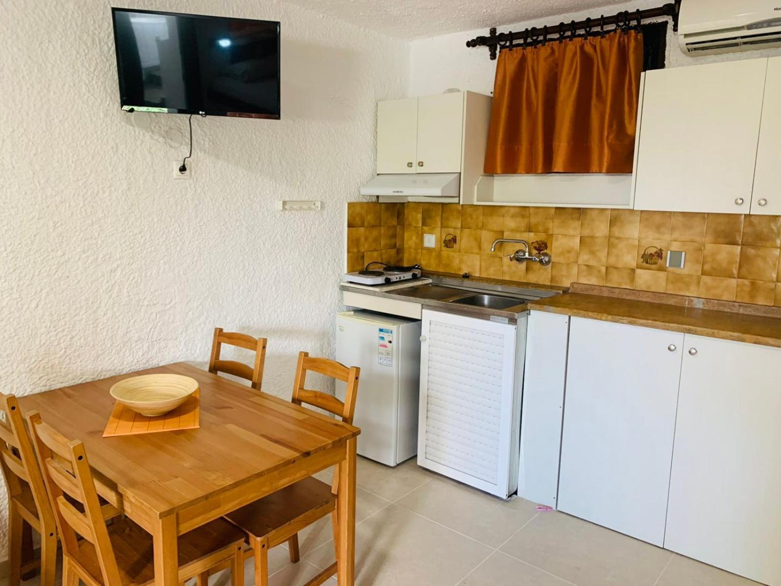 Argo Apartments Néa Potídea Szoba fotó