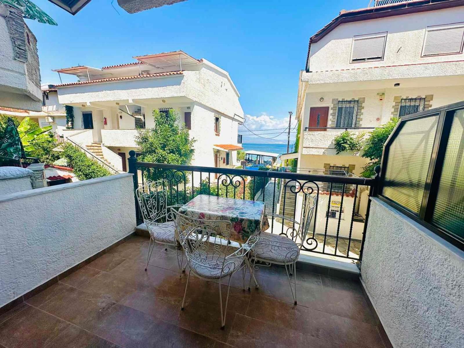 Argo Apartments Néa Potídea Szoba fotó