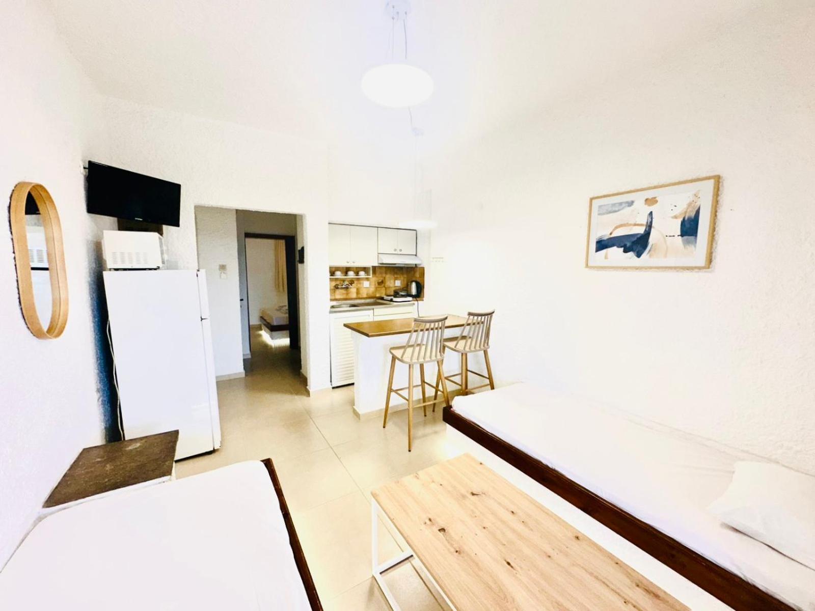 Argo Apartments Néa Potídea Szoba fotó